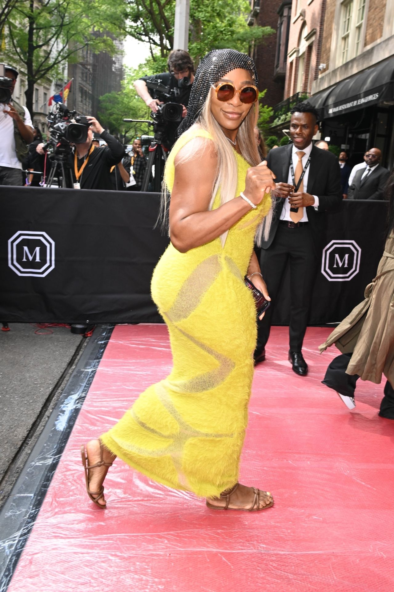SERENA WILLIAMS IN A BRIGHT YELLOW DRESS IN NEW YORK6